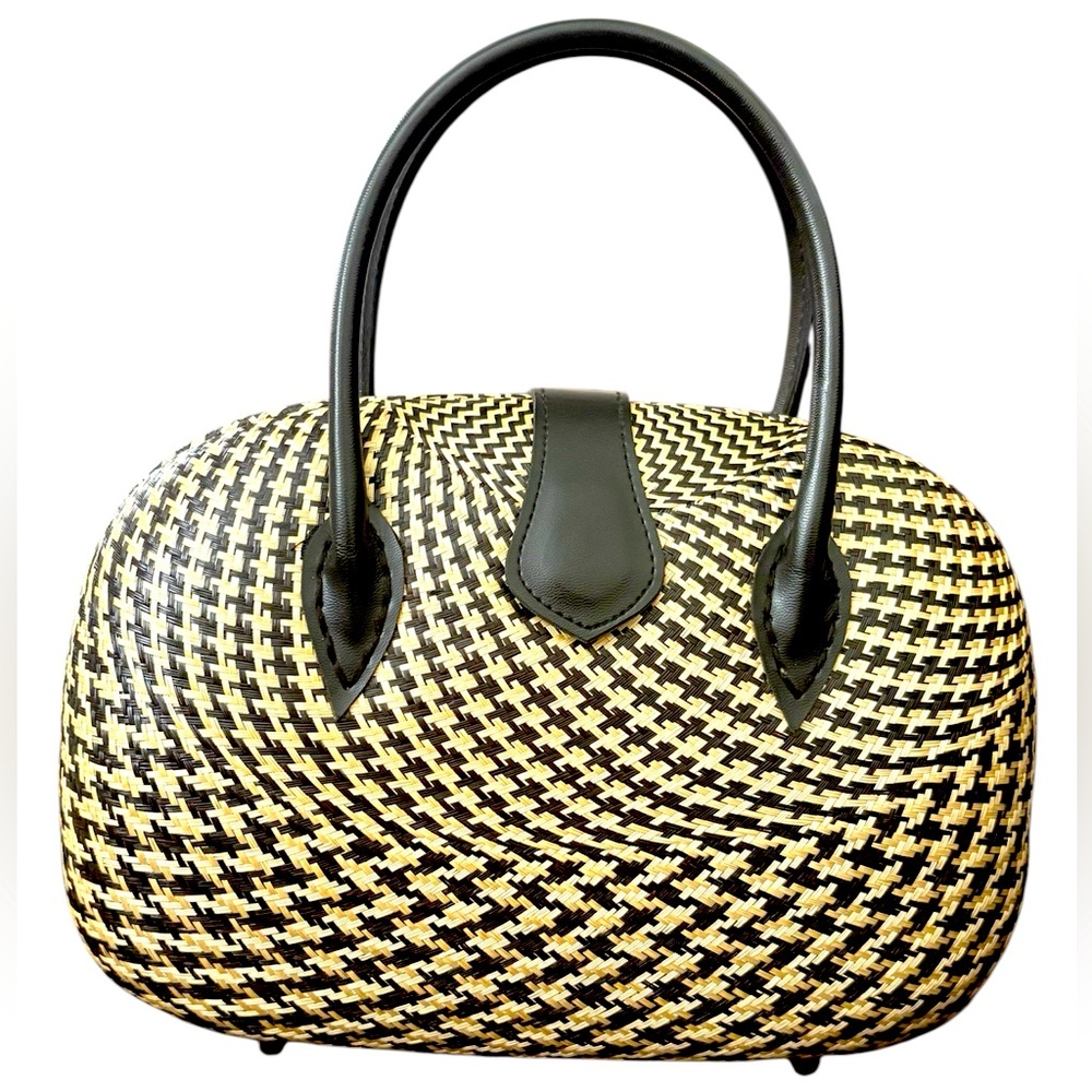 Elegant Buntal Handmade Phillipine Hard Case Woven Bag